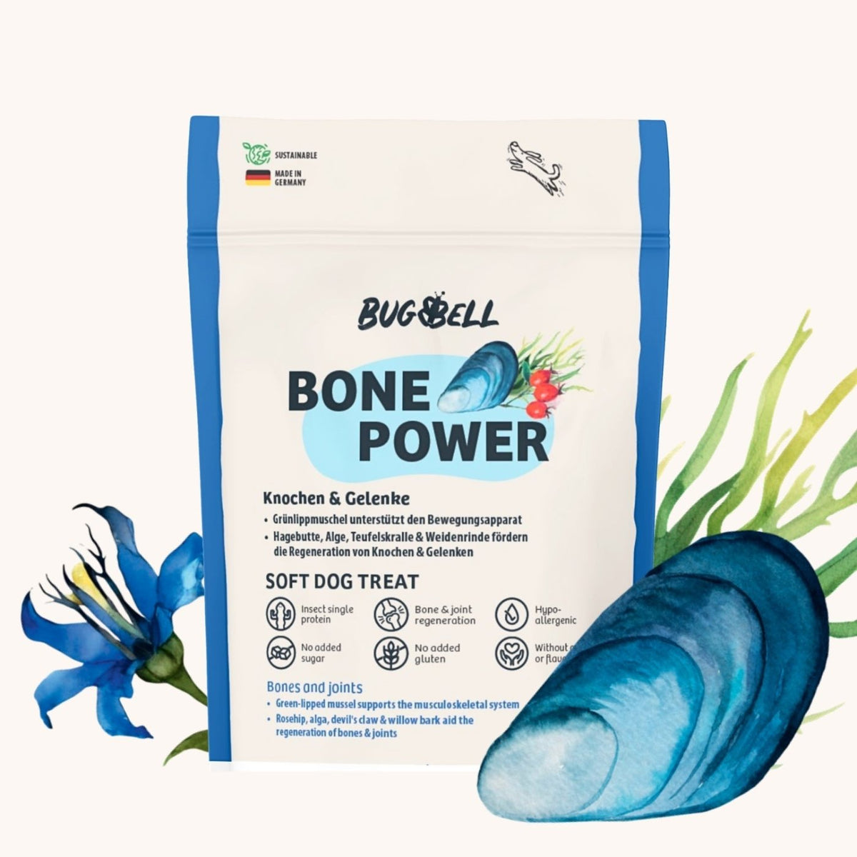 Der Bone Power Soft Dog Treat von BugBell unterstützt die Knochen und Gelenke von Hunden mit Grünlippmuschel zur Förderung des Bewegungsapparats sowie Hagebutte, Alge, Teufelskralle und Weidenrinde zur Regeneration. Dieses hypoallergene Hundefutter ist ideal zur Stärkung der Gelenkgesundheit.