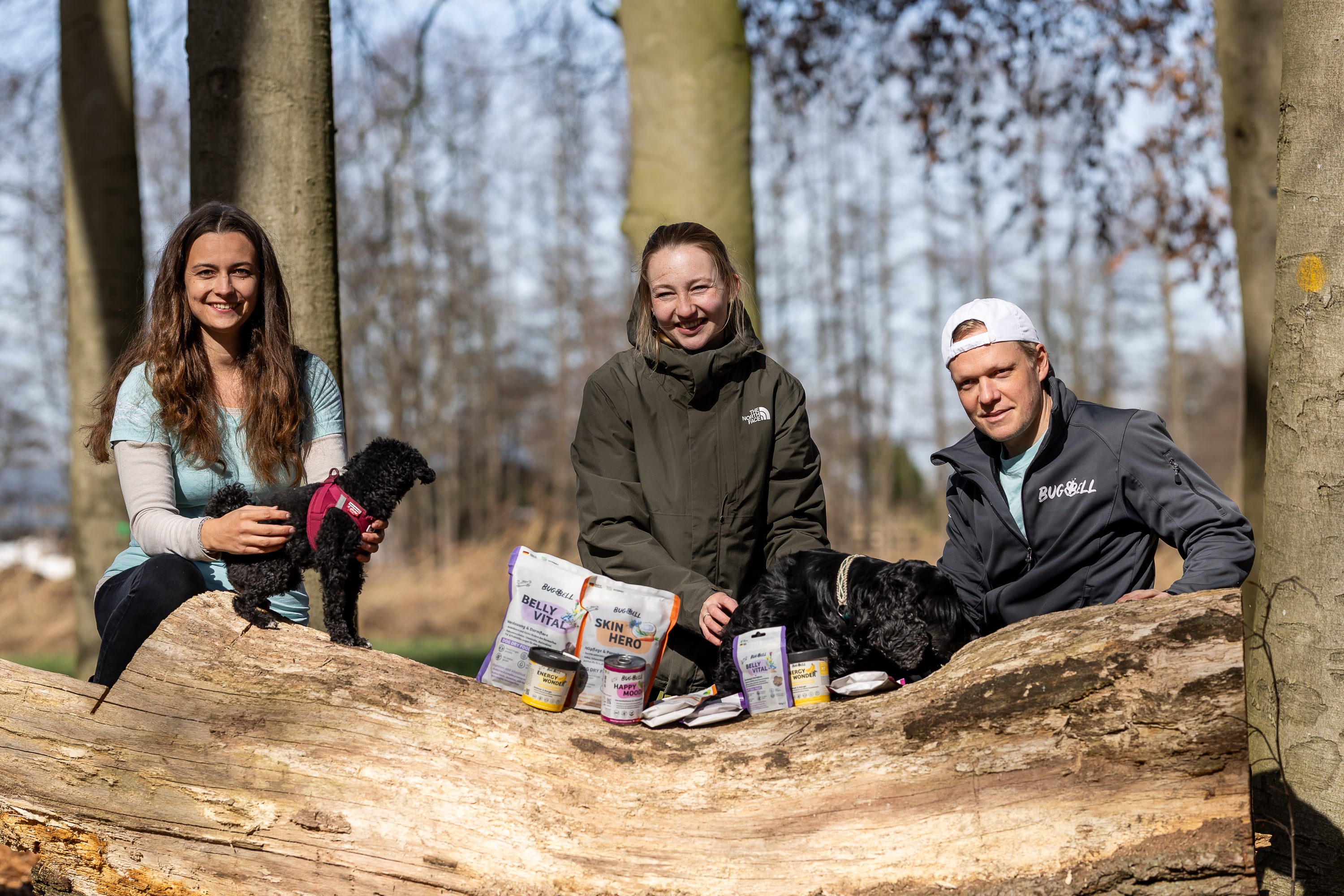 Team BugBell mit Produkten